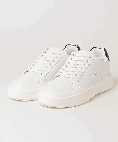 Calvin Klein(カルバン・クライン)の「チャンキーカップソールローカットレザースニーカー(スニーカー・レディース・ホワイト系その他/ホワイト/ホワイト系1・39/37/38/36)」の4枚目の写真