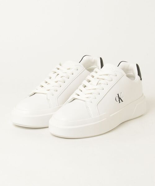 Calvin Klein(カルバン・クライン)の「チャンキーカップソールローカットレザースニーカー(スニーカー・レディース・ホワイト系その他/ホワイト/ホワイト系1・39/37/38/36)」の8枚目の写真