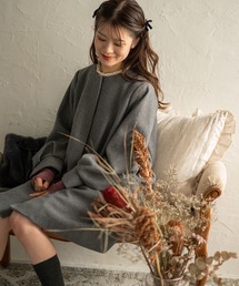 Muffiny（マフィニー）の「パフスリーブフレアワンピコート（ノーカラーコート）」