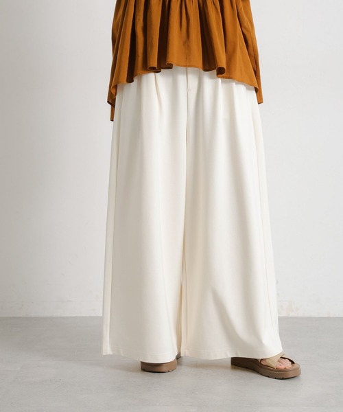 studio CLIP（スタディオクリップ）の「シルケットポンチタックワイドパンツ[プチサイズあり]（その他パンツ・レディース・ブラック/オフホワイト/スモーク・FREE/PF）」の6枚目の写真