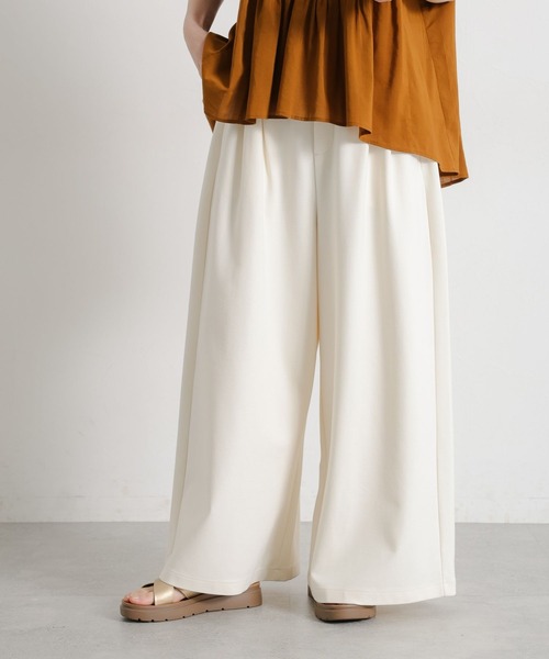 studio CLIP（スタディオクリップ）の「シルケットポンチタックワイドパンツ[プチサイズあり]（その他パンツ・レディース・ブラック/オフホワイト/スモーク・FREE/PF）」の7枚目の写真