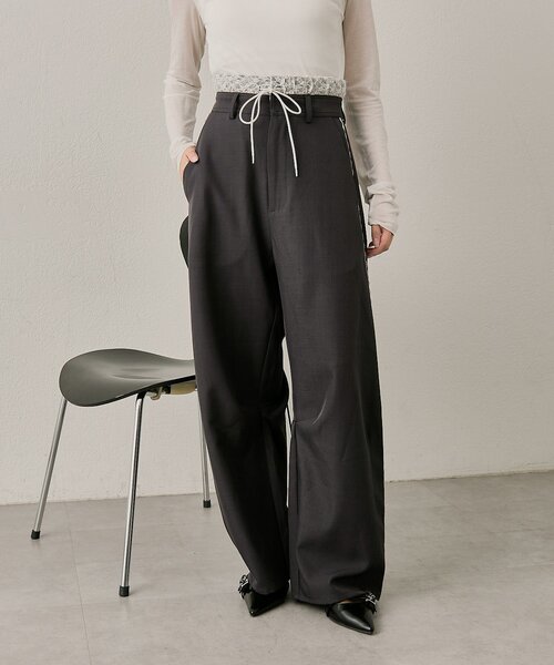 mline（エムライン）の「[mline]【新色BRN登場！】レースレイヤード スラックスパンツ（その他パンツ・レディース・ブラック/チャコールグレー/ベージュ/ブラウン・1/2）」の16枚目の写真