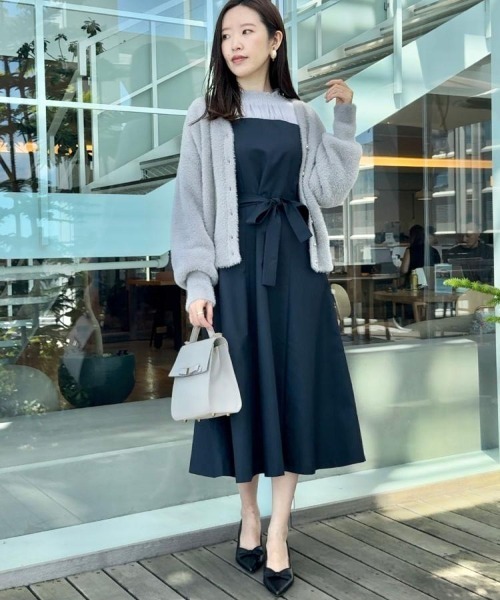 couture brooch(クチュールブローチ)の「【ふわふわ/前後2WAY】フェザーカーディトップス(カーディガン/ボレロ・レディース・グリーン系/アイボリー/ブラック/ブラウン系その他/ピンク系/サックスブルー/チャコールグレー/アイボリー系7・36/38/40/42)」の13枚目の写真