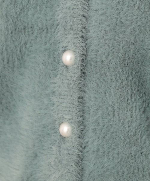 couture brooch(クチュールブローチ)の「【ふわふわ/前後2WAY】フェザーカーディトップス(カーディガン/ボレロ・レディース・グリーン系/アイボリー/ブラック/ブラウン系その他/ピンク系/サックスブルー/チャコールグレー/アイボリー系7・36/38/40/42)」の17枚目の写真