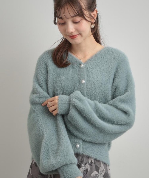 couture brooch(クチュールブローチ)の「【ふわふわ/前後2WAY】フェザーカーディトップス(カーディガン/ボレロ・レディース・グリーン系/アイボリー/ブラック/ブラウン系その他/ピンク系/サックスブルー/チャコールグレー/アイボリー系7・36/38/40/42)」の22枚目の写真