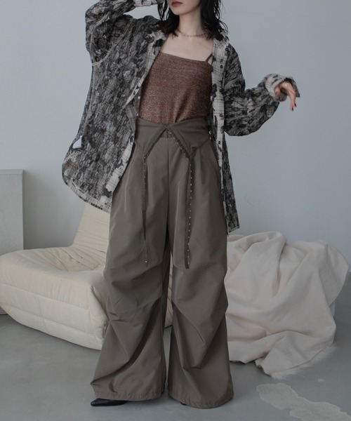 VACANCY（ヴァカンシー）の「カップ付きラメベアキャミソール（キャミソール・レディース・ブラウン/ホワイト/ブルー・FREE）」の14枚目の写真