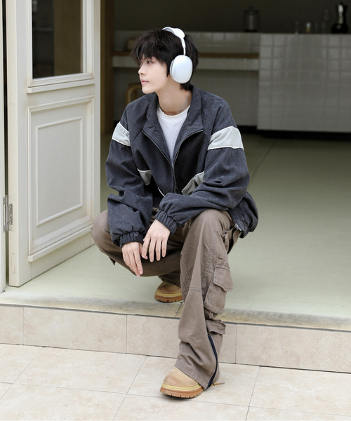 neos（ネオス）の「【neos】ビッグシルエット ピーチ起毛 ライン トラックジャケット（ナイロンジャケット・メンズ・アイボリー/カーキ/チャコールグレー・MEDIUM/LARGE）」の6枚目の写真