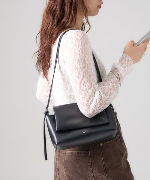 mystic（ミスティック）の「loti フラップショルダーBAG（ショルダーバッグ・レディース・キャメル/ブラック・ONE SIZE）」の9枚目の写真