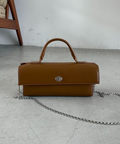 CAPRICIEUX LE'MAGE（カプリシューレマージュ）の「チェーンショルダーワイドバッグ（ショルダーバッグ・レディース・ベージュ/ブラック・FREE）」の13枚目の写真