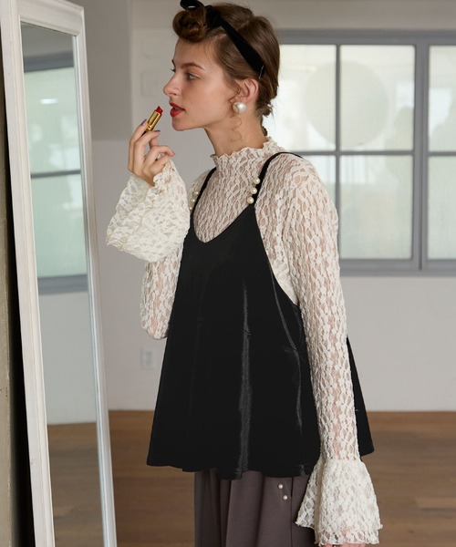 BONLECILL noir（ボンルシールノワール）の「【BONLECILL noir】パールデザインベロアキャミソールビスチェ（キャミソール・レディース・ブラック/チャコールグレー・FREE）」の3枚目の写真