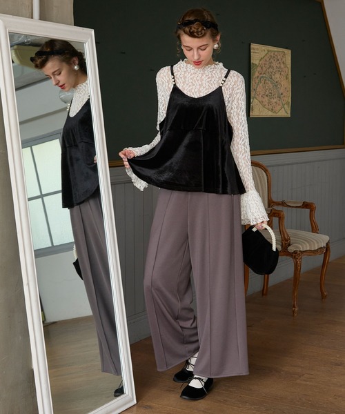 BONLECILL noir（ボンルシールノワール）の「【BONLECILL noir】パールデザインベロアキャミソールビスチェ（キャミソール・レディース・ブラック/チャコールグレー・FREE）」の9枚目の写真