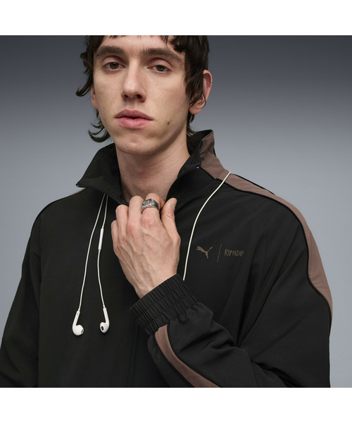 PUMA（プーマ）の「PUMA プーマ ユニセックス PUMA x RIPNDIP T7 オーバーサイズド トラック ジャケ（ジャージ・メンズ・ブロンズ/ブラック・SMALL/MEDIUM/LARGE/X-LARGE/X-SMALL）」の10枚目の写真