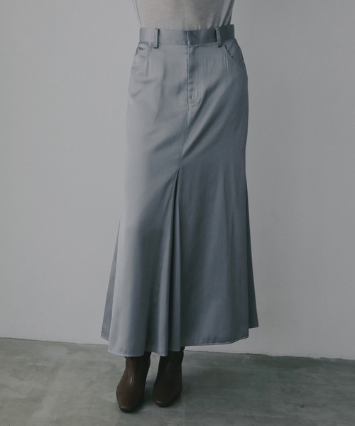 MANOF(マノフ)の「SATIN STITCH SKIRT(スカート・レディース・ベージュ/ブルー/ブラック・M/S)」の15枚目の写真