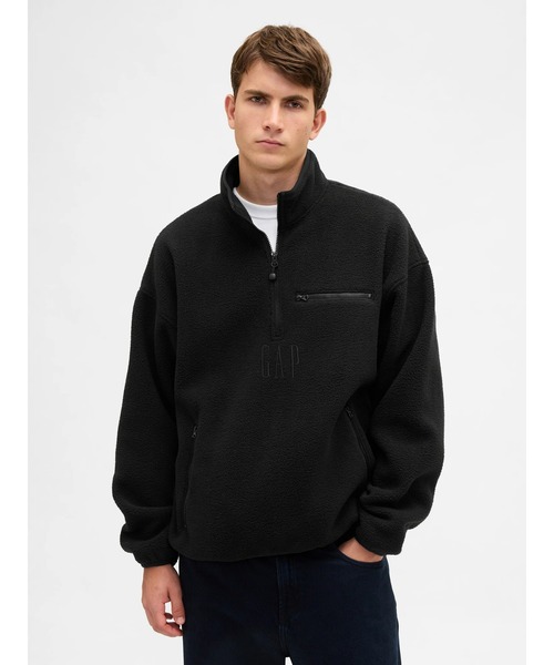 GAP（ギャップ）の「ボア オーバーサイズ ハーフジップ GAPロゴプルオーバー（スウェット・メンズ・ブルー系その他/ピンク/ブラック/ブルー/グレー・XS/S/M/L/XL）」の2枚目の写真