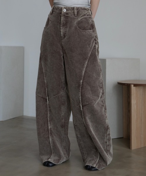 VACANCY（ヴァカンシー）の「ウォッシュ加工切替コーデュロイワイドパンツ/セットアップ（その他パンツ・レディース・ブラウン/ブルー・SMALL/MEDIUM/LARGE）」の19枚目の写真