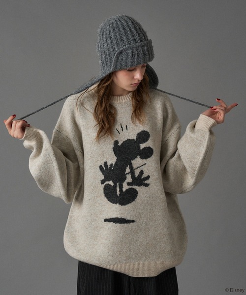ONCILY（オンシェリー）の「【 Disney / Mickey Mouse 】SILHOUETTE MOTIF KNIT / シルエットモチーフニット（ニット/セーター・メンズ・アイボリー/ブラック/カーキ/その他/ブルー/チャコールグレー/ネイビー/ピンク/ボルドー/ブラウン/ベージュ・SMALL/LARGE/MEDIUM）」の3枚目の写真