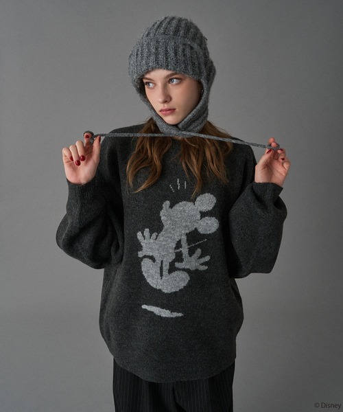 Disney / Mickey Mouse 】SILHOUETTE MOTIF KNIT / シルエットモチーフ