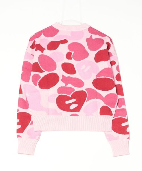 A BATHING APE（アベイシングエイプ）の「CAMO MONOGRAM BIRDSEYE JACQUARD SWEATER（ニット/セーター・レディース・ピンク・X-SMALL/SMALL）」の2枚目の写真