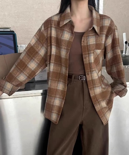 FAVORITO（ファヴォリート）の「チェック柄シャツ（シャツ/ブラウス・レディース・ブルー/ブラック/モカ/レッド・F）」の9枚目の写真