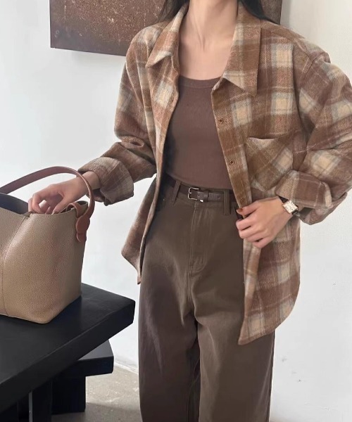 FAVORITO（ファヴォリート）の「チェック柄シャツ（シャツ/ブラウス・レディース・ブルー/ブラック/モカ/レッド・F）」の22枚目の写真
