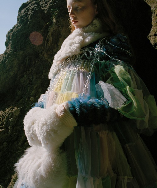 ROCKFISH WEATHERWEAR（ロックフィッシュウェザーウェア）の「[X SUSAN FANG] FURRY BUBBLE GLOVES（手袋・レディース・ホワイト・FREE）」の8枚目の写真