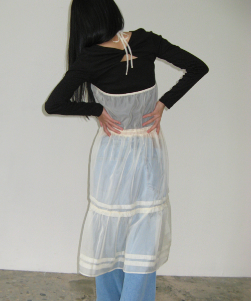 RONRON（ロンロン）の「KNOT RIBBON SLIT LONG SLEEVE BLACK（Tシャツ/カットソー・レディース・その他・FREE）」の6枚目の写真