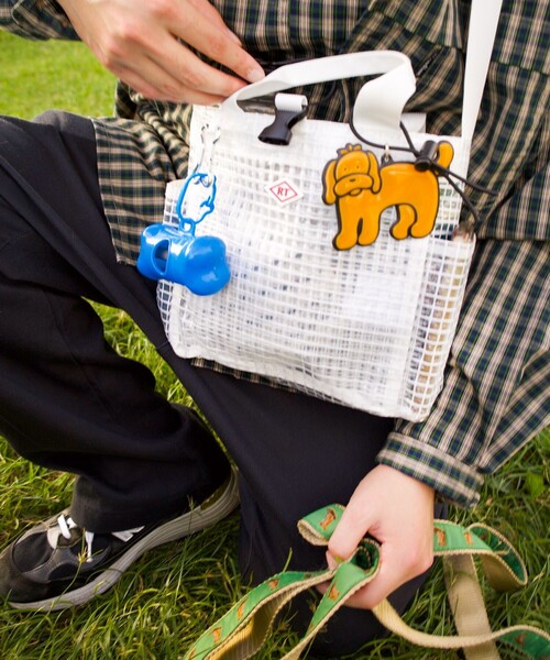 ROOTOTE（ルートート）の「ROOTOTE/ルートート ルートート/SN.スクエア.DOG.BUDDY-A（ショルダーバッグ・メンズ・ホワイト/ブラック/レンガ・ONE SIZE）」の20枚目の写真