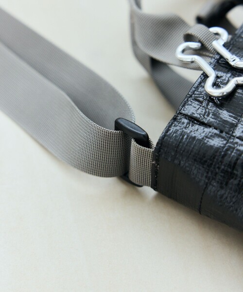 ROOTOTE（ルートート）の「ROOTOTE/ルートート ルートート/SN.スクエア.DOG.BUDDY-A（ショルダーバッグ・メンズ・ホワイト/ブラック/レンガ・ONE SIZE）」の14枚目の写真