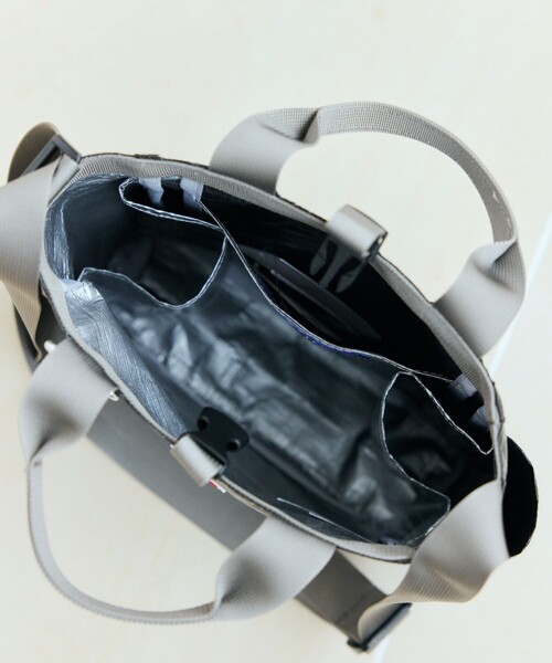 ROOTOTE（ルートート）の「ROOTOTE/ルートート ルートート/SN.スクエア.DOG.BUDDY-A（ショルダーバッグ・メンズ・ホワイト/ブラック/レンガ・ONE SIZE）」の6枚目の写真