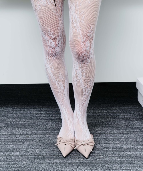 DTYYPE（ドタイプ）の「リボン付きスタッズミュール（パンプス・レディース・ピンク/ホワイト/ブラック・MEDIUM/SMALL/LARGE）」の6枚目の写真