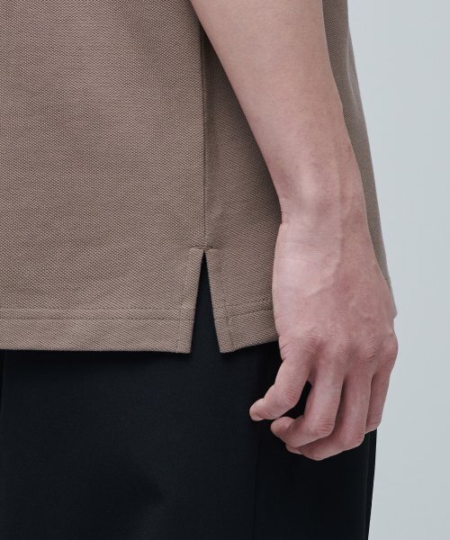 MUSINSA STANDARD（ムシンサスタンダード）の「スリットネックピケタートルネックシャツ[MOCA]（ポロシャツ・メンズ・その他・SMALL/MEDIUM/LARGE/X-LARGE/XX-LARGE）」の7枚目の写真