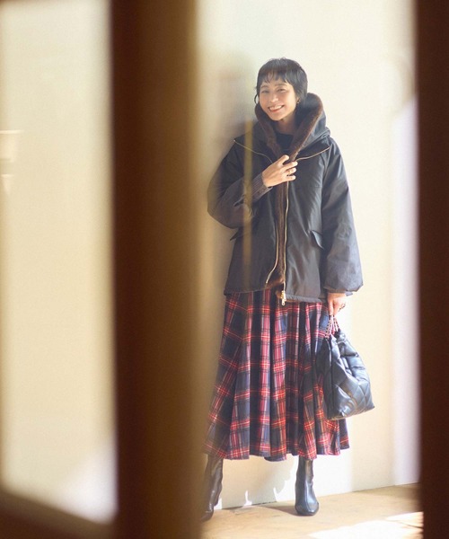 Gready Brilliant（グレディブリリアン）の「取り外しファー中綿フードコート（その他アウター・レディース・ブラウン/ブラック・FREE）」の12枚目の写真