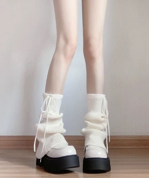 ViViDAY（ビビデー）の「サイドリボンソックスカバー（シューズ小物/雑貨・レディース・オフホワイト/ダークグレー・FREE）」の8枚目の写真