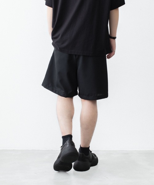 VEIN (ヴェイン)の「3/60 ハイツイスト ウールトロ イージーショーツ / 3/60 HIGH TWIST WOOL TRO EASY SHORTS(スラックス・メンズ・ブラック/グレー・1/3/2/4)」の8枚目の写真