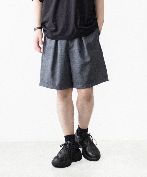VEIN (ヴェイン)の「3/60 ハイツイスト ウールトロ イージーショーツ / 3/60 HIGH TWIST WOOL TRO EASY SHORTS(スラックス・メンズ・ブラック/グレー・1/3/2/4)」の15枚目の写真