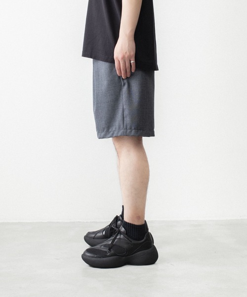 VEIN (ヴェイン)の「3/60 ハイツイスト ウールトロ イージーショーツ / 3/60 HIGH TWIST WOOL TRO EASY SHORTS(スラックス・メンズ・ブラック/グレー・1/3/2/4)」の17枚目の写真