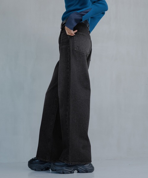 PAGEBOY（ページボーイ）の「クラシックストレート【3color/4size】（スラックス・レディース・オフホワイト/ブルー/ブラック・X-SMALL/SMALL/MEDIUM/LARGE）」の17枚目の写真