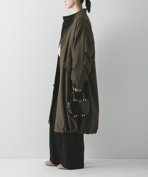 URBAN RESEARCH（アーバンリサーチ）の「『WEB限定』インナーダウン付スタンドカラーロングコート（その他アウター・レディース・ブラック/カーキ・FREE）」の19枚目の写真