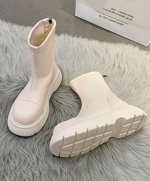 shoes365（シューズスリーシックスファイヴ）の「厚底ショートブーツ（ブーツ・レディース・ブラック/ホワイト・23.0cm/23.5cm/24.0cm/24.5cm/25.0cm）」の12枚目の写真