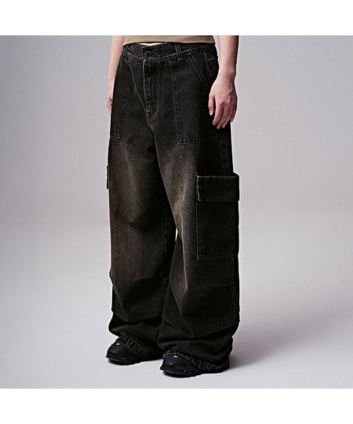 ZENDUST(ジェンダスト)の「Var Pocket Wide Denim Pants WASHING BROWN(デニムパンツ・レディース・ブラウン・X-SMALL/SMALL/MEDIUM/LARGE/X-LARGE)」の1枚目の写真