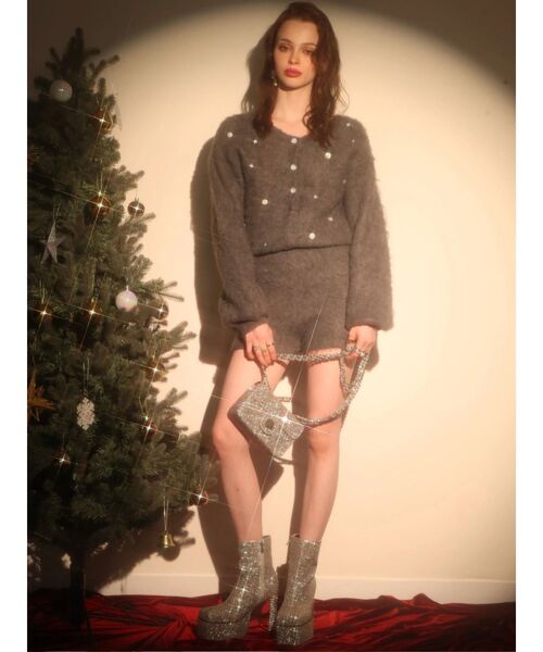 EVRIS（エヴリス）の「グリッターチャンキーヒールショートブーツ（ブーツ・レディース・シルバー/ブラック・MEDIUM/SMALL/LARGE）」の6枚目の写真