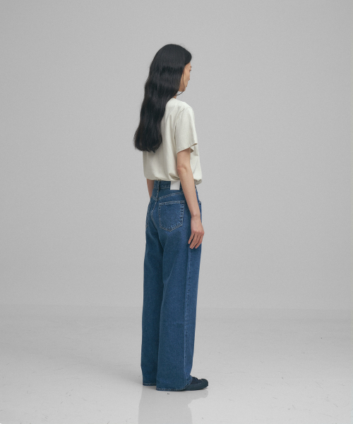 ANOTHER OFFICE WOMEN(アナザー オフィス ウーマン)の「w. Courtney Jeans (Deep Blue)(デニムパンツ・レディース・その他・SMALL/MEDIUM)」の3枚目の写真