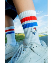 sanrio（サンリオ）の「サンリオキャラクターズ × ホームゲーム [HOMEGAME] -  ハローキティー 靴下 ソックス [HELLO KITTY LINE SOCKS HG251710]（ソックス/靴下）」