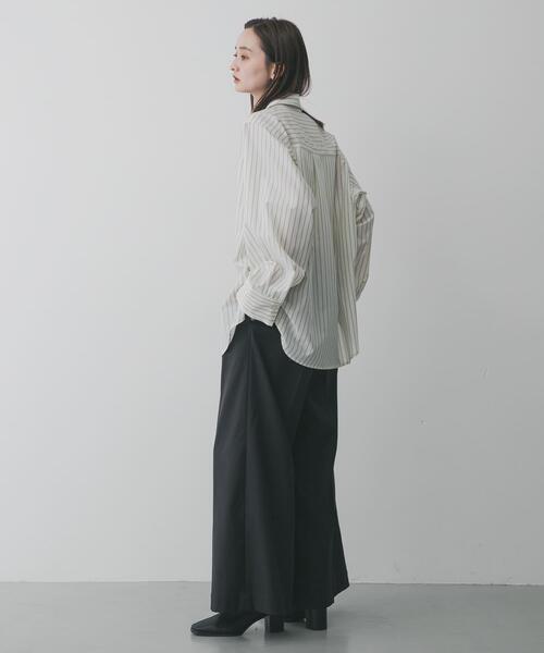 SENSE OF PLACE by URBAN RESEARCH（センスオブプレイスバイアーバンリサーチ）の「『イージーケア』レイヤードカフスルーズシャツ（シャツ/ブラウス・レディース・ライトブルー/ブルー系その他/ホワイト系その他・ONE）」の18枚目の写真