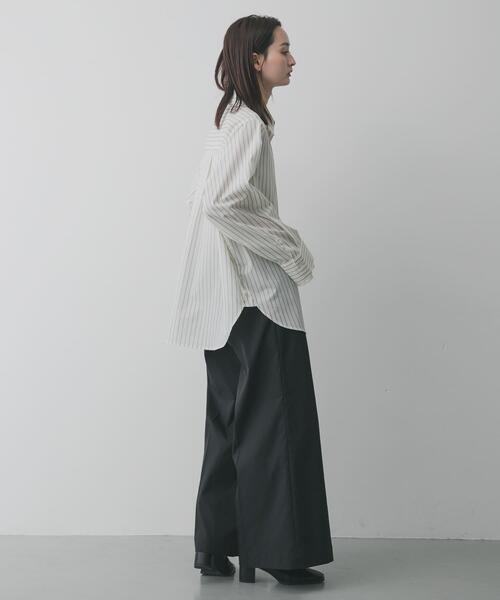 SENSE OF PLACE by URBAN RESEARCH（センスオブプレイスバイアーバンリサーチ）の「『イージーケア』レイヤードカフスルーズシャツ（シャツ/ブラウス・レディース・ライトブルー/ブルー系その他/ホワイト系その他・ONE）」の19枚目の写真