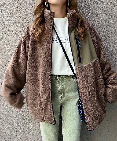 merrylatte（メリーラテ）の「2way多機能ソフトリバーシブルボアアウター【Primaras】（ブルゾン・レディース・ホワイト系その他/グリーン系その他・L/XL）」の2枚目の写真