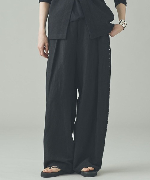 Curensology（カレンソロジー）の「Curensology(カレンソロジー)/リネンウールスタッズパンツ（その他パンツ・レディース・ベージュ/ブラック・38/36）」の14枚目の写真