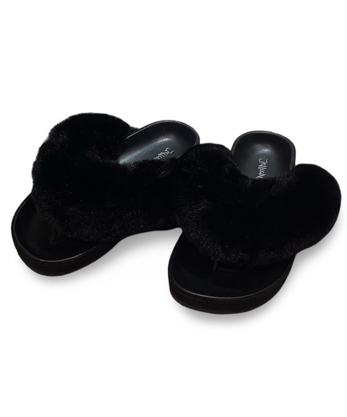 Jeffrey Campbell(ジェフリーキャンベル)の「フェイクファーサンダル(サンダル・レディース・ブラック・36/37/38/39)」の2枚目の写真