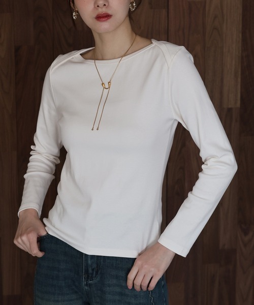 J by blue(ジェイバイブルー)の「ボートネックTシャツ(Tシャツ/カットソー・レディース・アイボリー/グレー/ブラック・MEDIUM)」の4枚目の写真