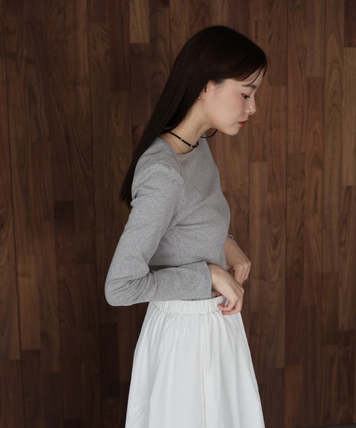 etretokyo オープンバックボートネックTシャツ 白 ETRE TOKYO - ボートネックカフスロンTee (WHITE） | ADDICT WEB SHOP